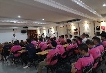 团队凝聚产生力量,  团结诞生希望,